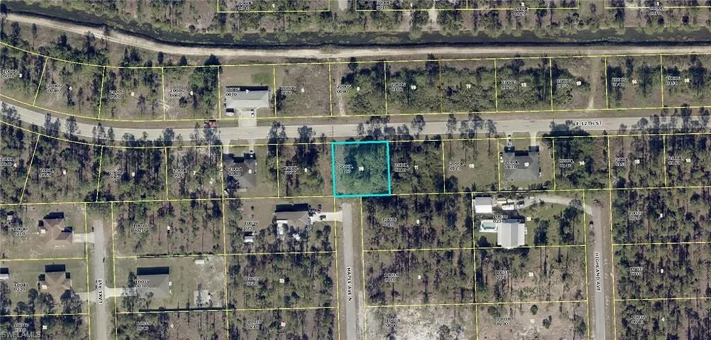 1000 E 12th  ST, Lehigh Acres, FL 33972