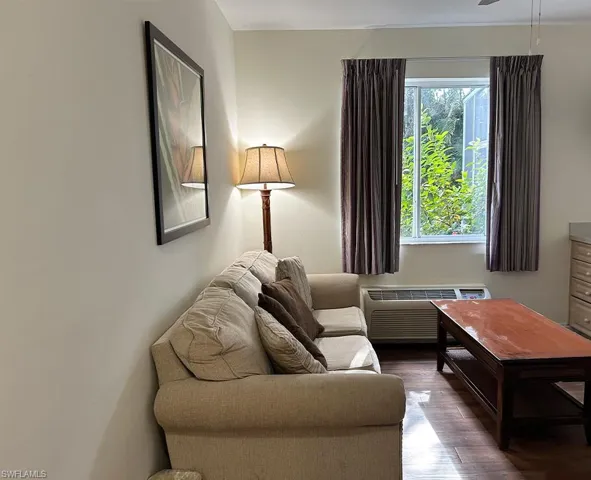 25000  Tamiami E TRL, Naples, FL 34114