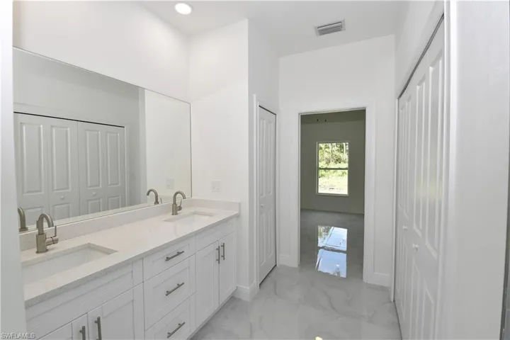 Similar finished home**