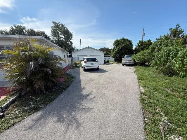 35 Andora St, Lehigh Acres, Florida 33936