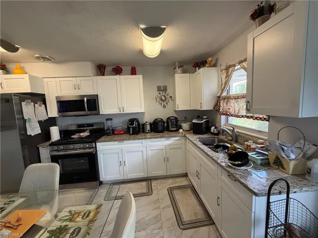 35 Andora St, Lehigh Acres, Florida 33936