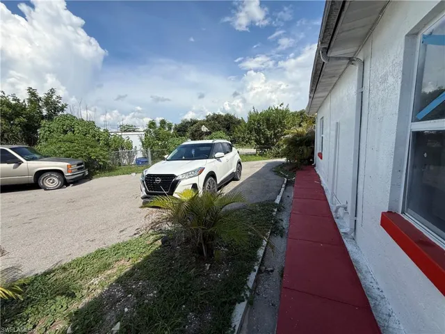 35 Andora St, Lehigh Acres, Florida 33936