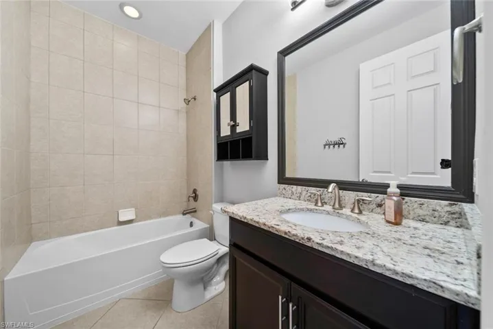 2nd Floor Bathroom