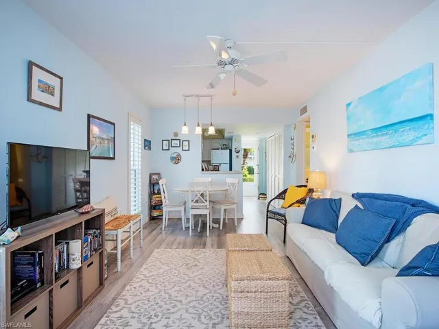 53  High Point W CIR, Naples, FL 34103