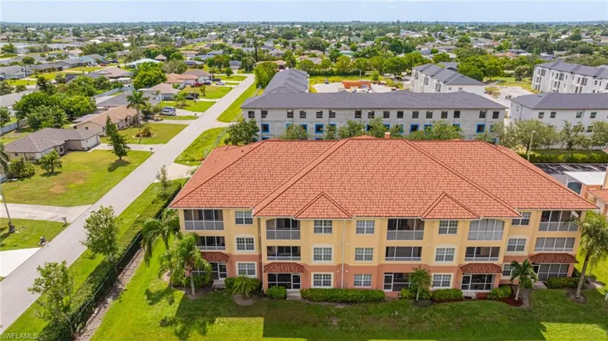 1101  Van Loon Commons  CIR, Cape Coral, FL 33909
