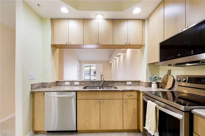 1101  Van Loon Commons  CIR, Cape Coral, FL 33909