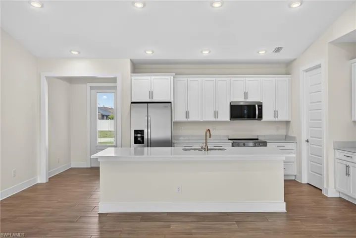 1022 Sw 15th Ave, Cape Coral, Florida 33991