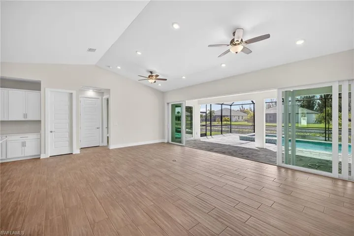 1022 Sw 15th Ave, Cape Coral, Florida 33991
