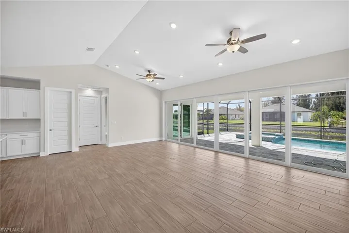 1022 Sw 15th Ave, Cape Coral, Florida 33991