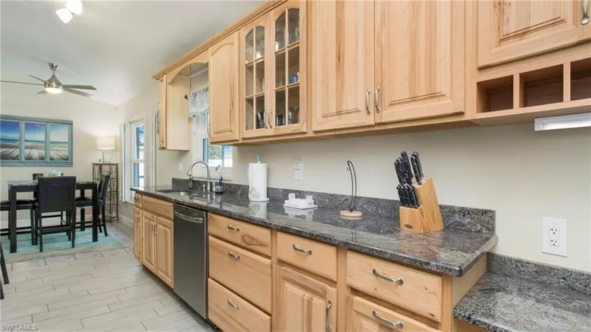 1107 Sw 41st Ter, Cape Coral Fl 33914