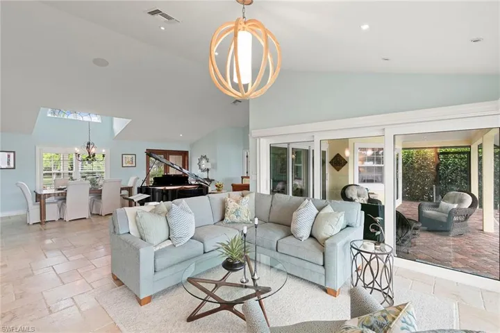 164  Starfish  CT, Marco Island, FL 34145