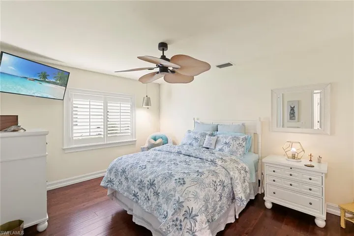 164  Starfish  CT, Marco Island, FL 34145
