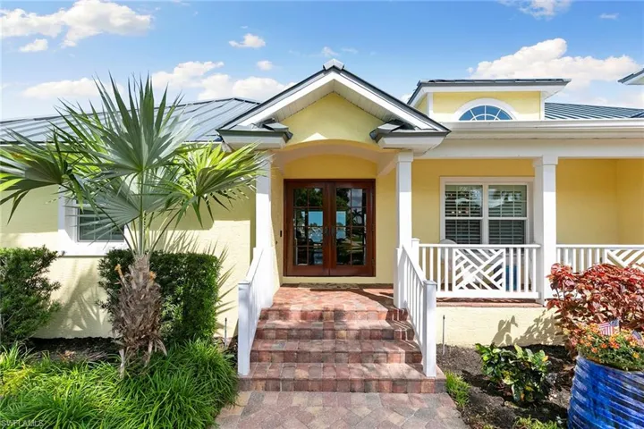 164  Starfish  CT, Marco Island, FL 34145