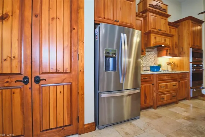 5306 Sw 27th Pl, Cape Coral, Florida 33914