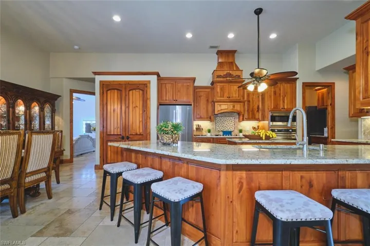 5306 Sw 27th Pl, Cape Coral, Florida 33914