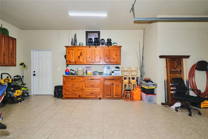 5306 Sw 27th Pl, Cape Coral, Florida 33914