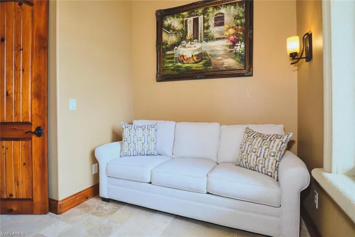 5306 Sw 27th Pl, Cape Coral, Florida 33914
