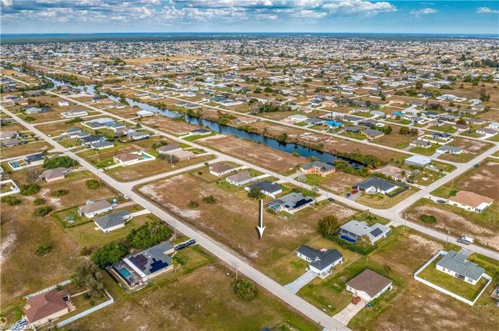 1617 NW 7th PL, CAPE CORAL FL 33993