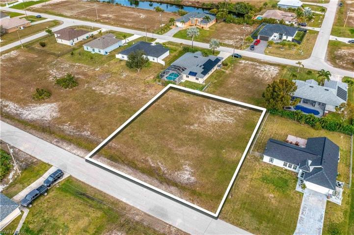 1617 NW 7th PL, CAPE CORAL FL 33993