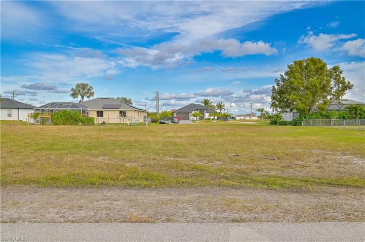 1617 NW 7th PL, CAPE CORAL FL 33993
