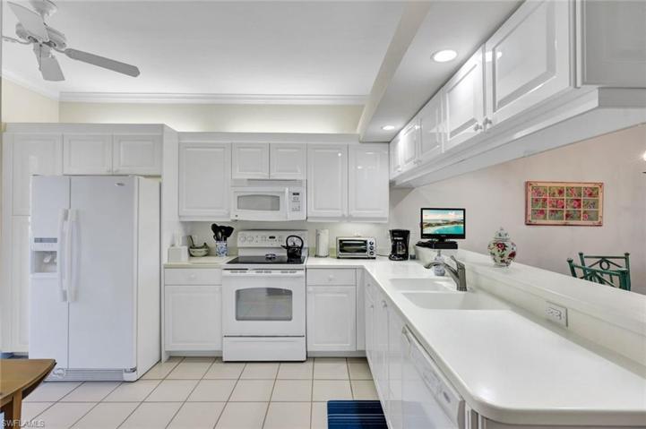 1705 Windy Pines DR # 1609, NAPLES FL 34112