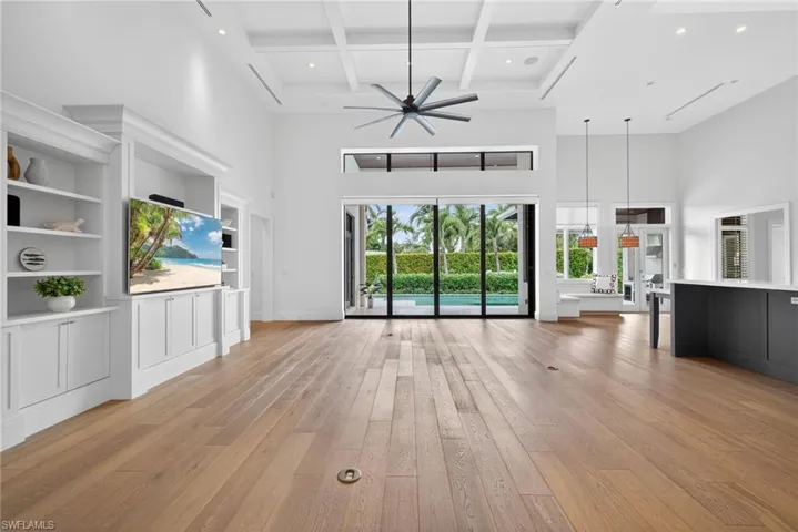 2140 Tarpon Rd, Naples, Florida 34102