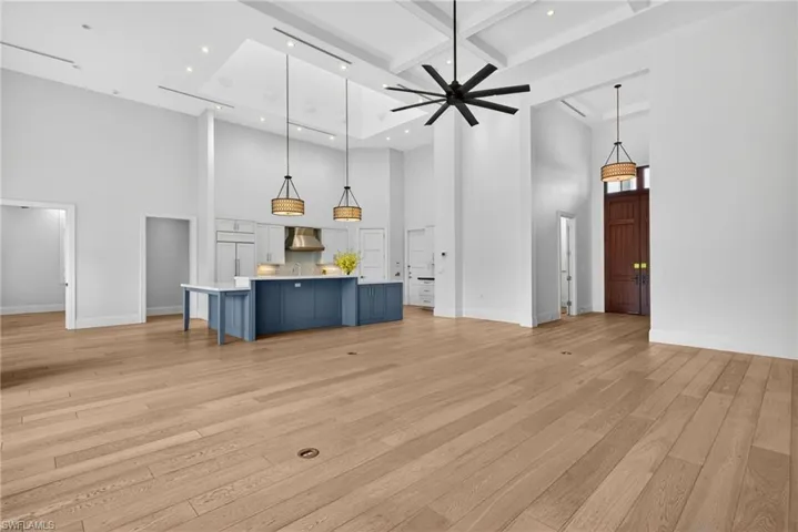 2140 Tarpon Rd, Naples, Florida 34102