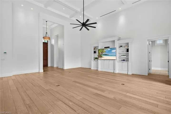2140 Tarpon Rd, Naples, Florida 34102