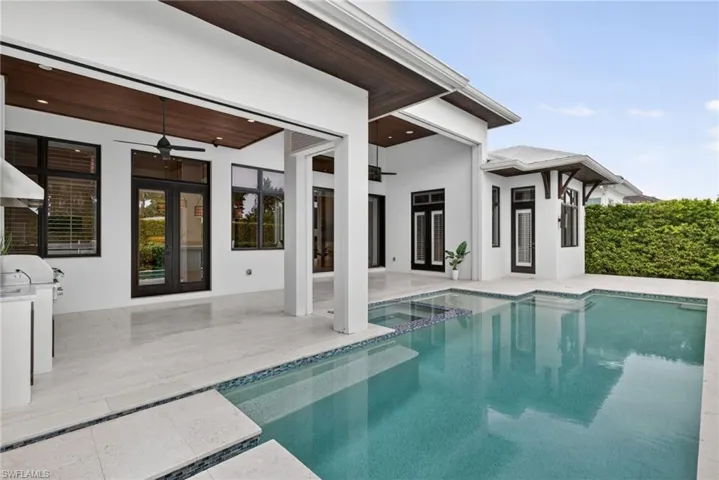 2140 Tarpon Rd, Naples, Florida 34102