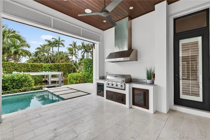 2140 Tarpon Rd, Naples, Florida 34102