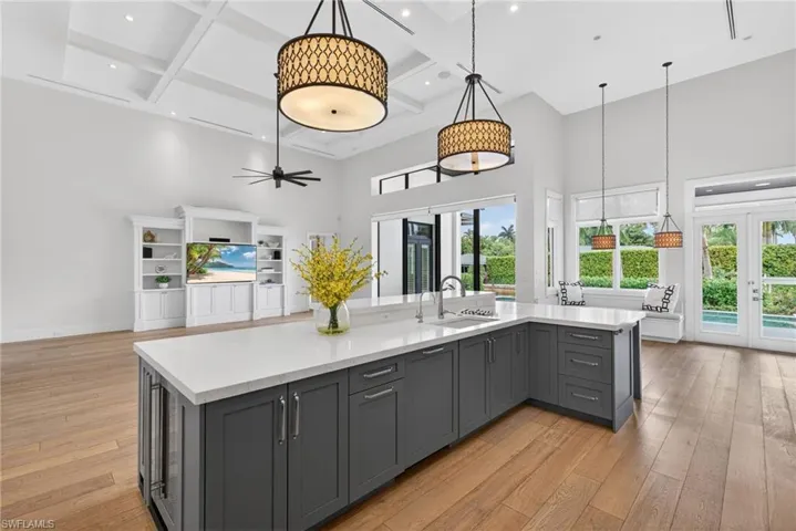 2140 Tarpon Rd, Naples, Florida 34102