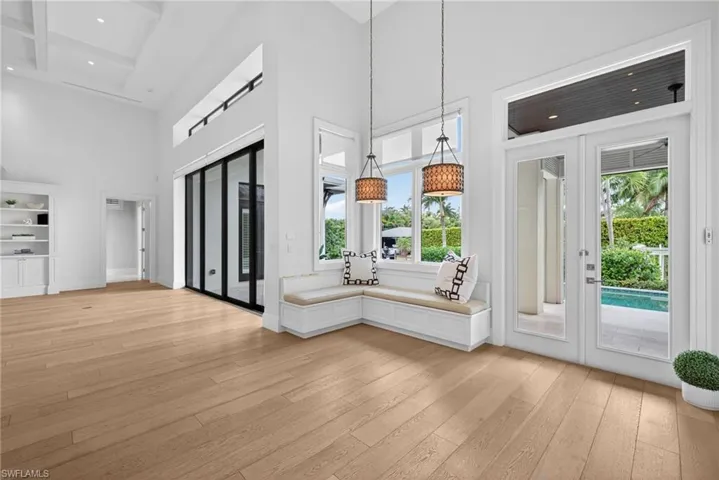2140 Tarpon Rd, Naples, Florida 34102