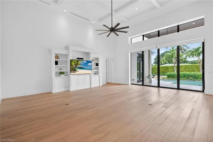 2140 Tarpon Rd, Naples, Florida 34102
