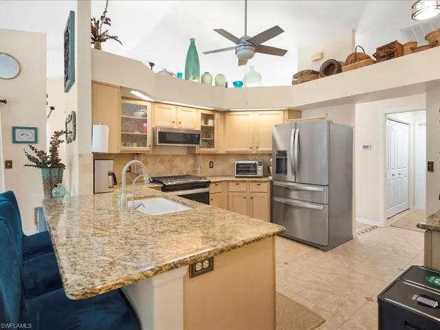 921 16th Ave Sw, Naples, Florida 34117