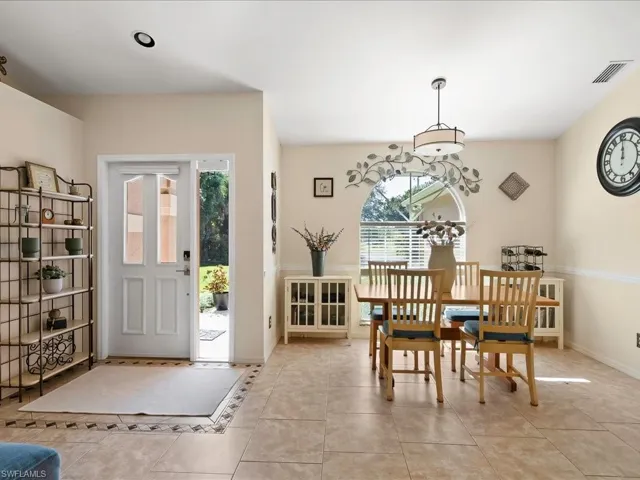 921 16th Ave Sw, Naples, Florida 34117