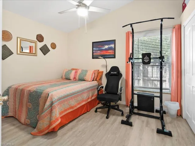 921 16th Ave Sw, Naples, Florida 34117