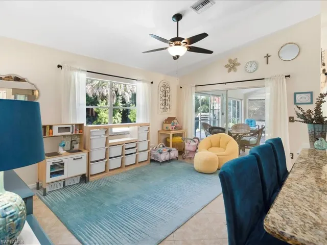 921 16th Ave Sw, Naples, Florida 34117