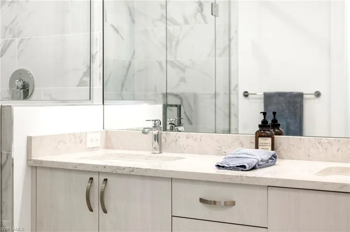 1125 Central Ave 463, Naples, Florida 34102