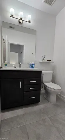 7510 Rockefeller Dr, Naples, Florida 34119