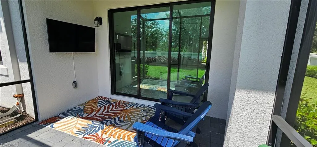 7510 Rockefeller Dr, Naples, Florida 34119