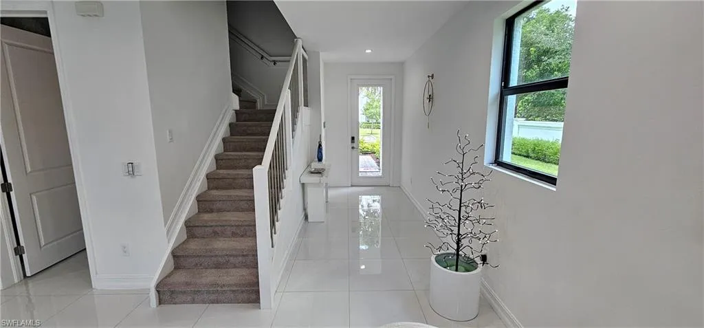 7510 Rockefeller Dr, Naples, Florida 34119
