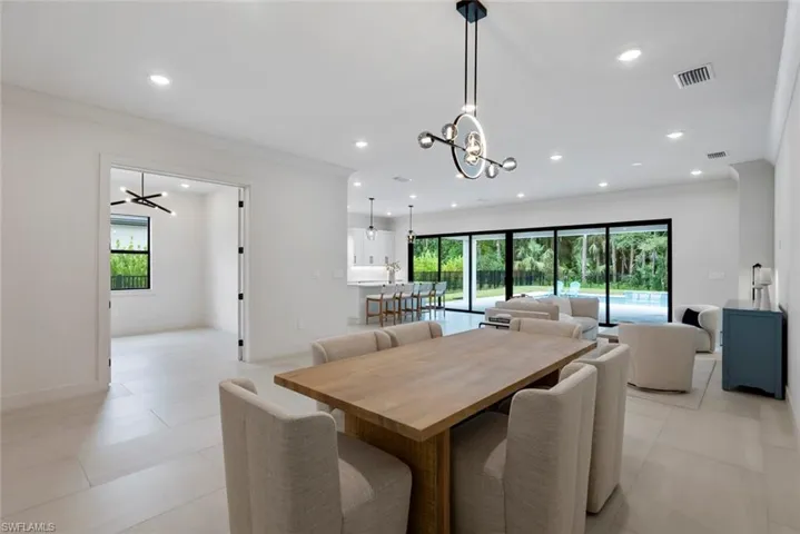 236  Allamanda  WAY, Naples, FL 34114