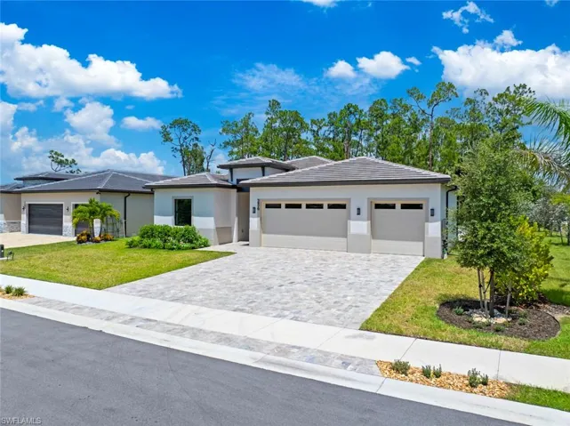 236  Allamanda  WAY, Naples, FL 34114