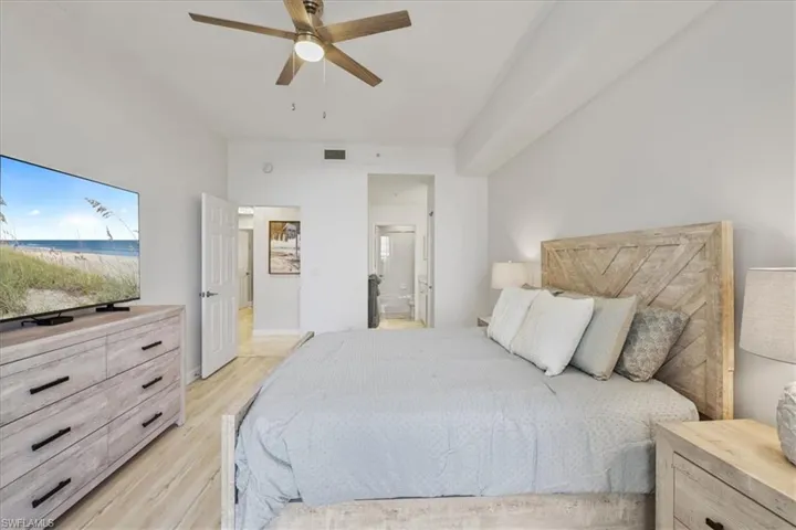 14200  Royal Harbour  CT, Fort Myers, FL 33908