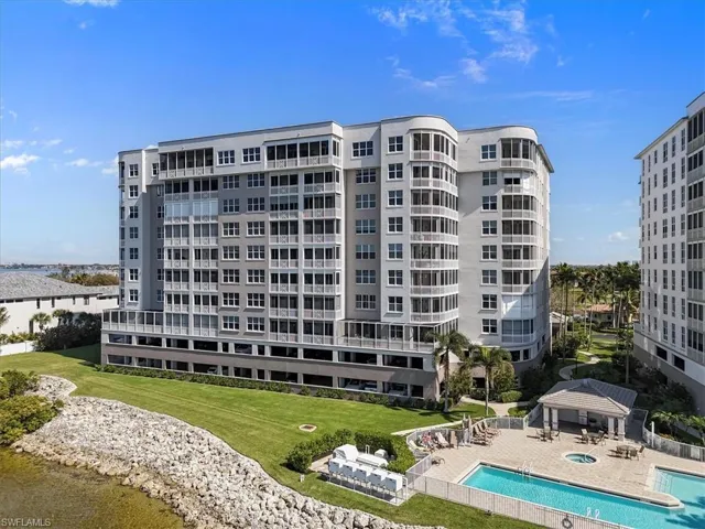14200  Royal Harbour  CT, Fort Myers, FL 33908