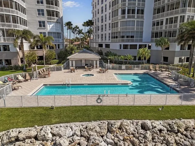 14200  Royal Harbour  CT, Fort Myers, FL 33908