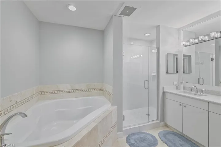 14200  Royal Harbour  CT, Fort Myers, FL 33908