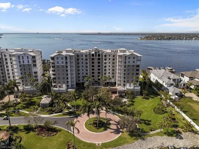 14200  Royal Harbour  CT, Fort Myers, FL 33908