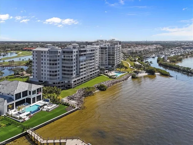 14200  Royal Harbour  CT, Fort Myers, FL 33908