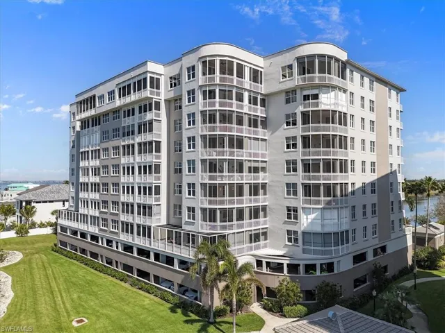 14200  Royal Harbour  CT, Fort Myers, FL 33908